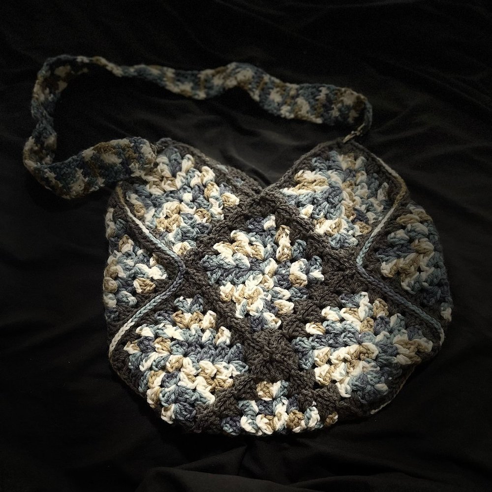 Crocheted purse